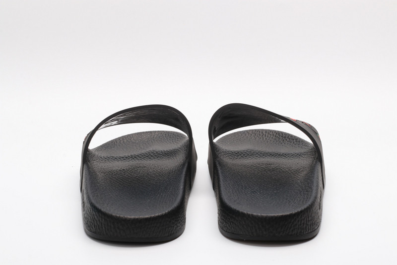 GUC LEATHER SLIDE