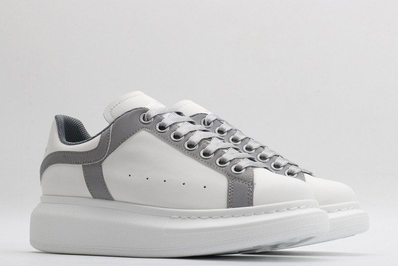 ALEXANDER MCQUEEN SNEAKER