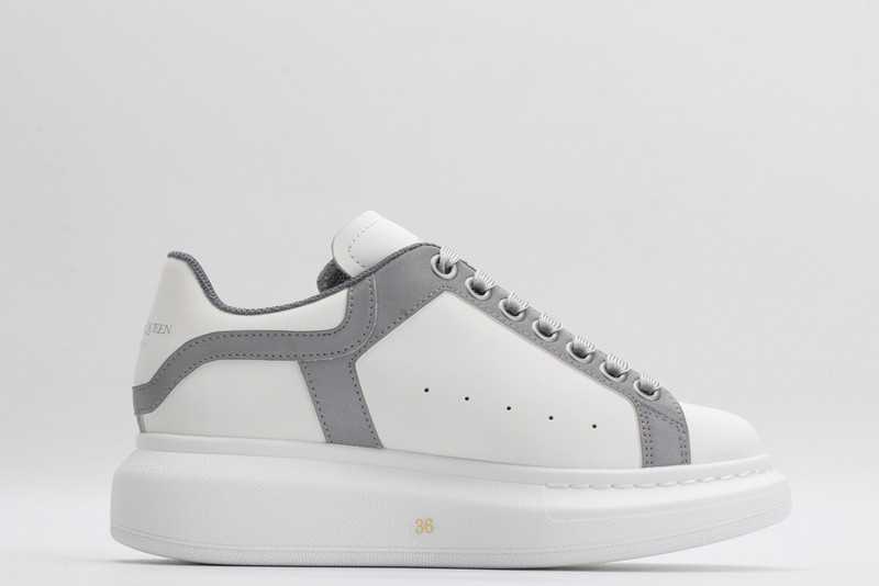 ALEXANDER MCQUEEN SNEAKER