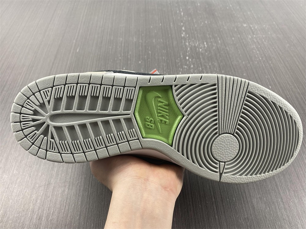 Nike SB Dunk Low Chlorophyll BQ6817-011