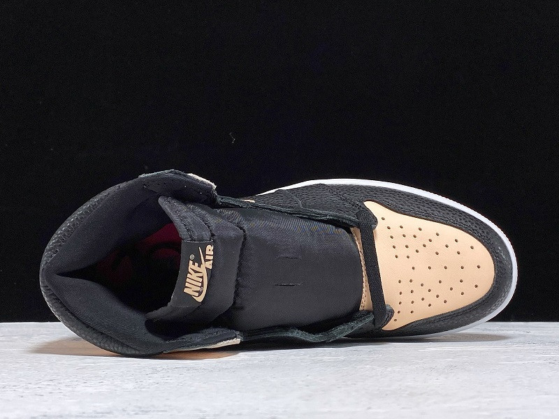 Air Jordan 1 “CRIMSON TINT” 555088-081