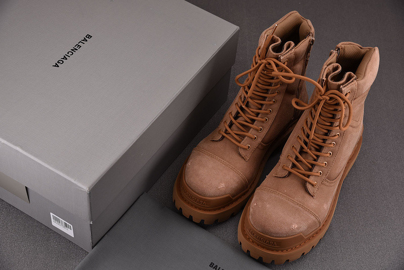 Ba*len*cia*ga strike combat boot