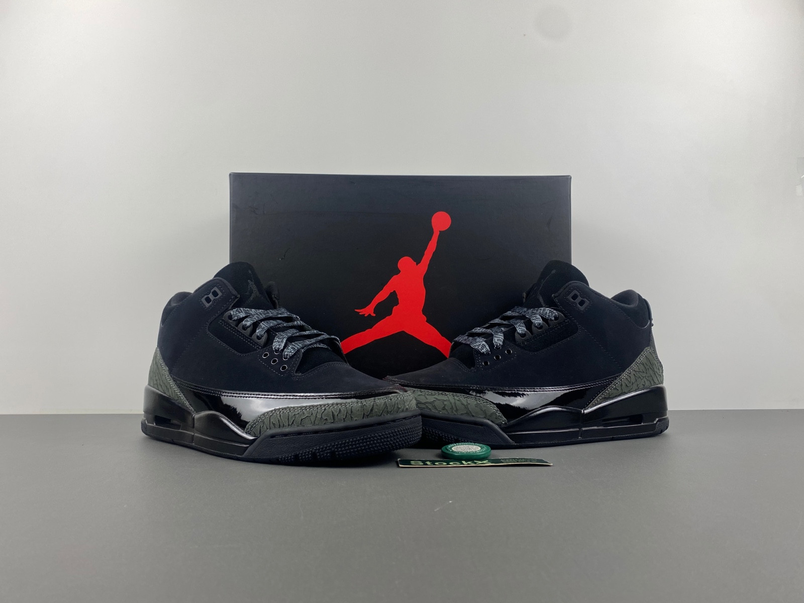 Air Jordan 3 Retro 