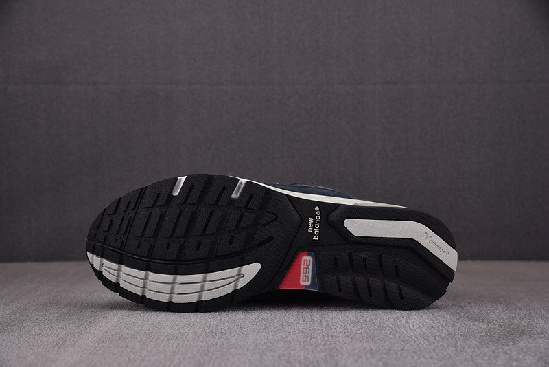 NEW BALANCE M992GG "MADE IN USA"