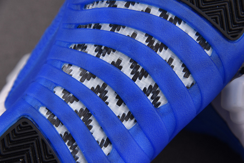 Air Jordan 12 Blueberry CT8013-140