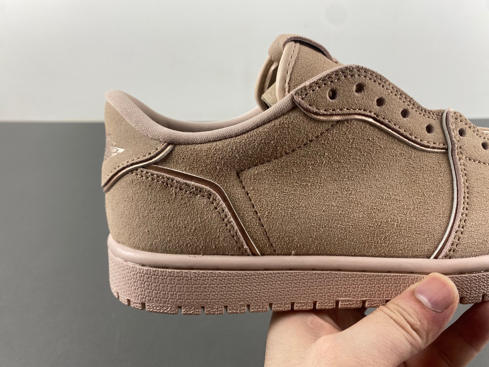 Jordan 1 Retro Low NS Particle Beige 2018 - AO1935-204