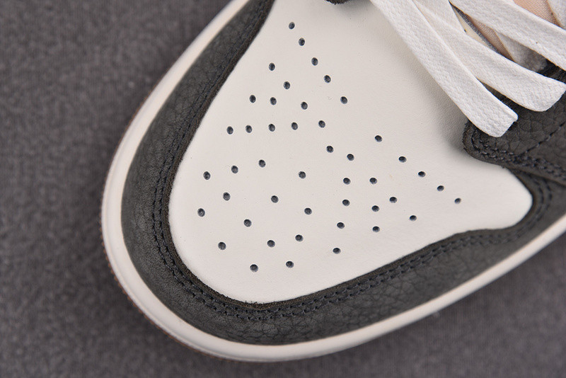 Air Jordan 1 Low SNKRS Day Korea FD0399-004