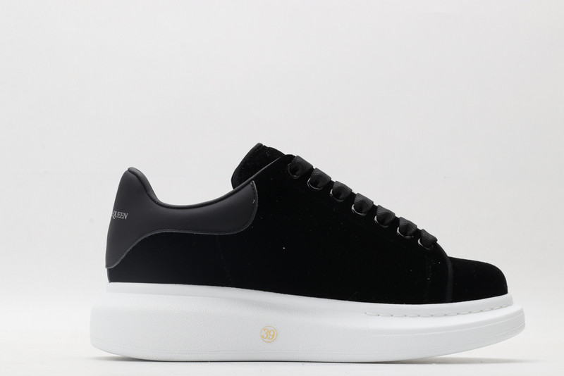 ALEXANDER MCQUEEN SNEAKER