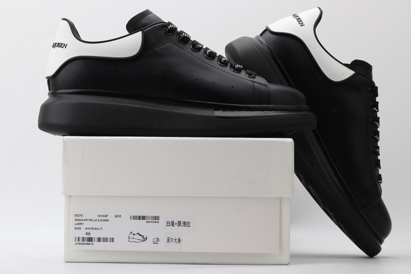 ALEXANDER MCQUEEN SNEAKER