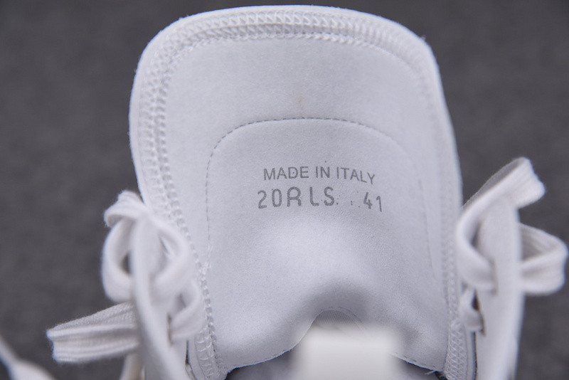 D B23 HIGH-TOP SNEAKERS