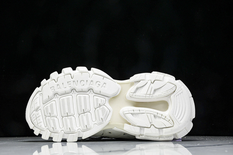 BALENCIAGA TRACK 800590 WTRHK 0010