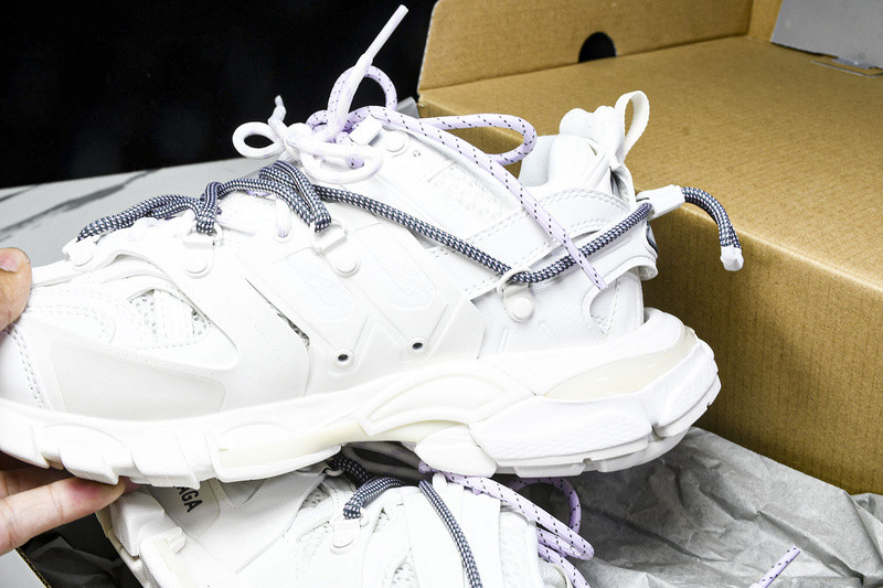 BALENCIAGA TRACK 800590 WTRHK 0010