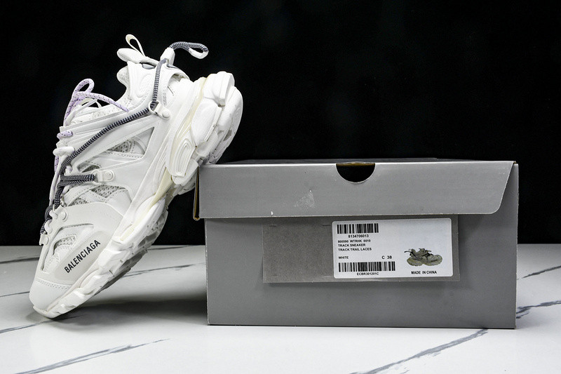 BALENCIAGA TRACK 800590 WTRHK 0010