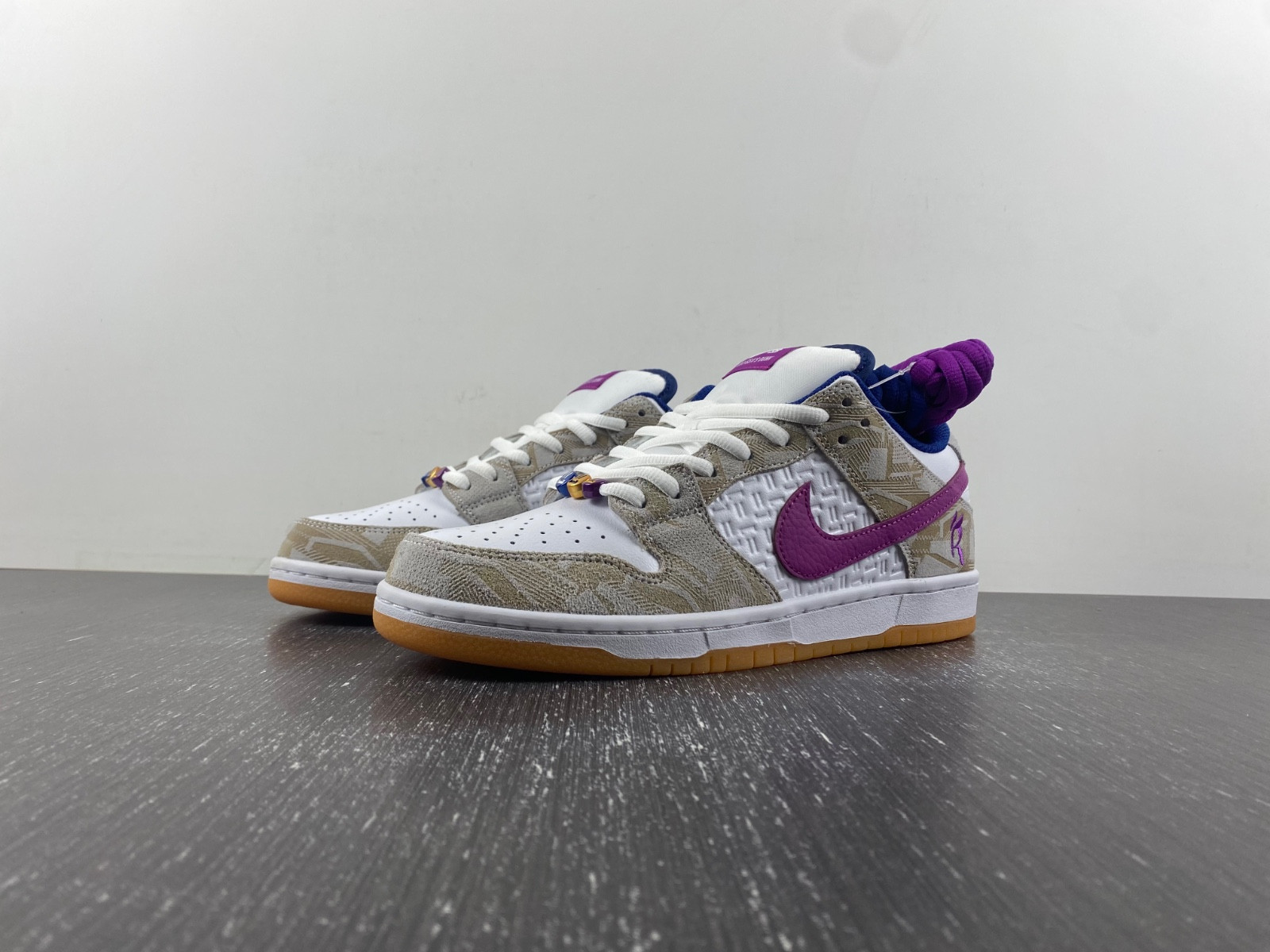 Rayssa Leal x Nike SB Dunk Low FZ5251-001