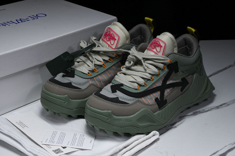 OW C/O ODSY-1000 SPORTS SHOES