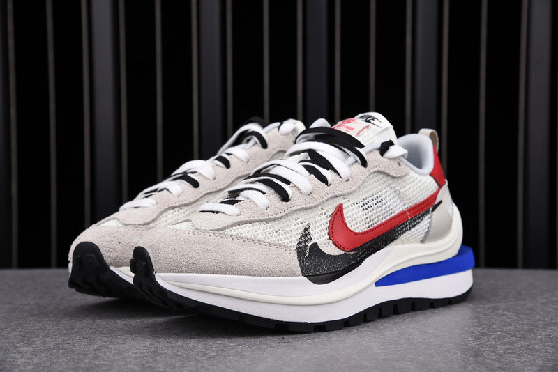 sacai x Nike VaporWaffle 3.0 CV1363-100