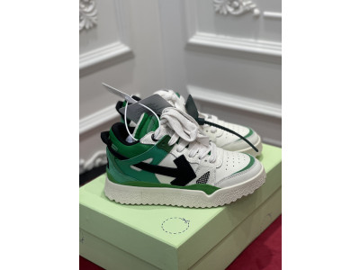 Off-White c/o Virgil Abloh