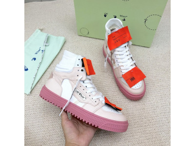 Off-White c/o Virgil Abloh