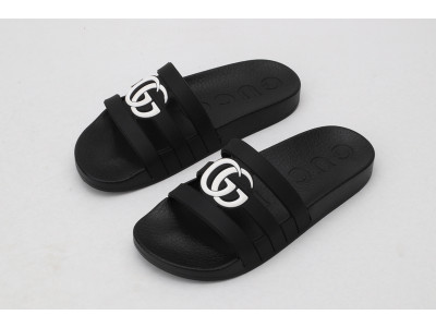 GUC LEATHER SLIDE