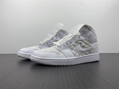 AIR JORDAN 1 MID SE ''WHITE QUILTED'' DB6078-100