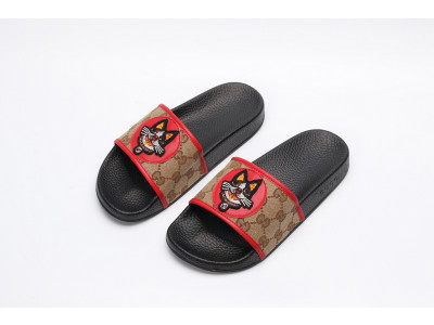 GUC LEATHER SLIDE