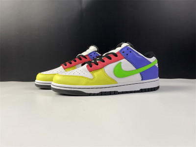 NIKE SB DUNK LOW GREEN STRIKE DD1503-106