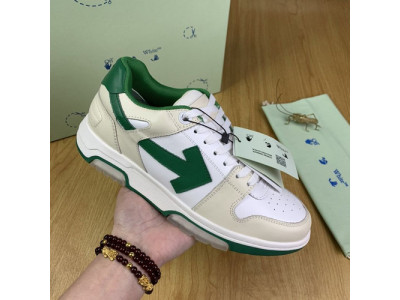 Off-White c/o Virgil Abloh