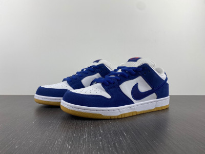 Nike SB Dunk Low “LA Dodgers” DO9395-400