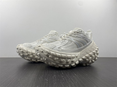 Ba*len*cia*ga bouncer chunky-sole sneakers