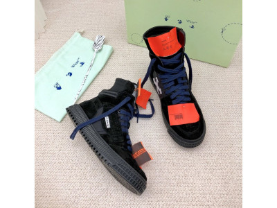 Off-White c/o Virgil Abloh