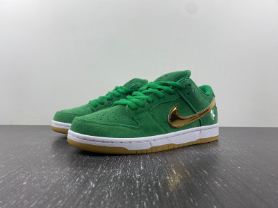 Dunk Low SB ''St. Patrick''s Day'' - Nike - BQ6817 303