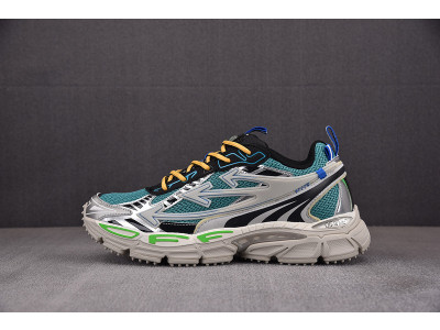 Off-White c/o Virgil Abloh