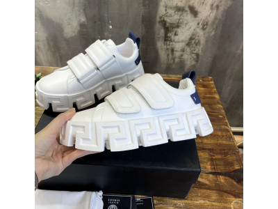 VERSACE SNEAKER