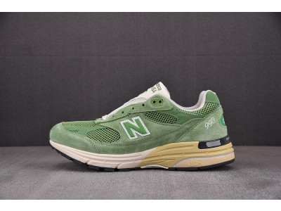 New Balance 993 "Chive" U993GW