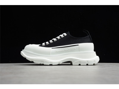 ALEXANDER MCQUEEN SNEAKER