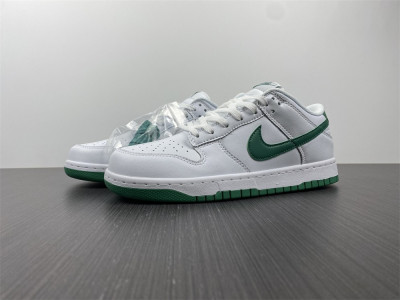 Nike Dunk Low White Green Noise (W) DD1503-112