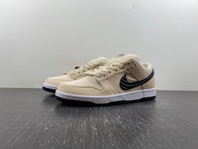 Albino & Preto X Nike SB Dunk Low FD2627-200