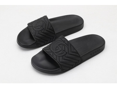 GUC LEATHER SLIDE