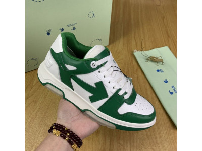 Off-White c/o Virgil Abloh