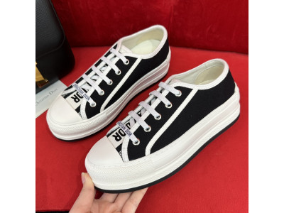 B23 OBLIQUE LOW SNEAKERS